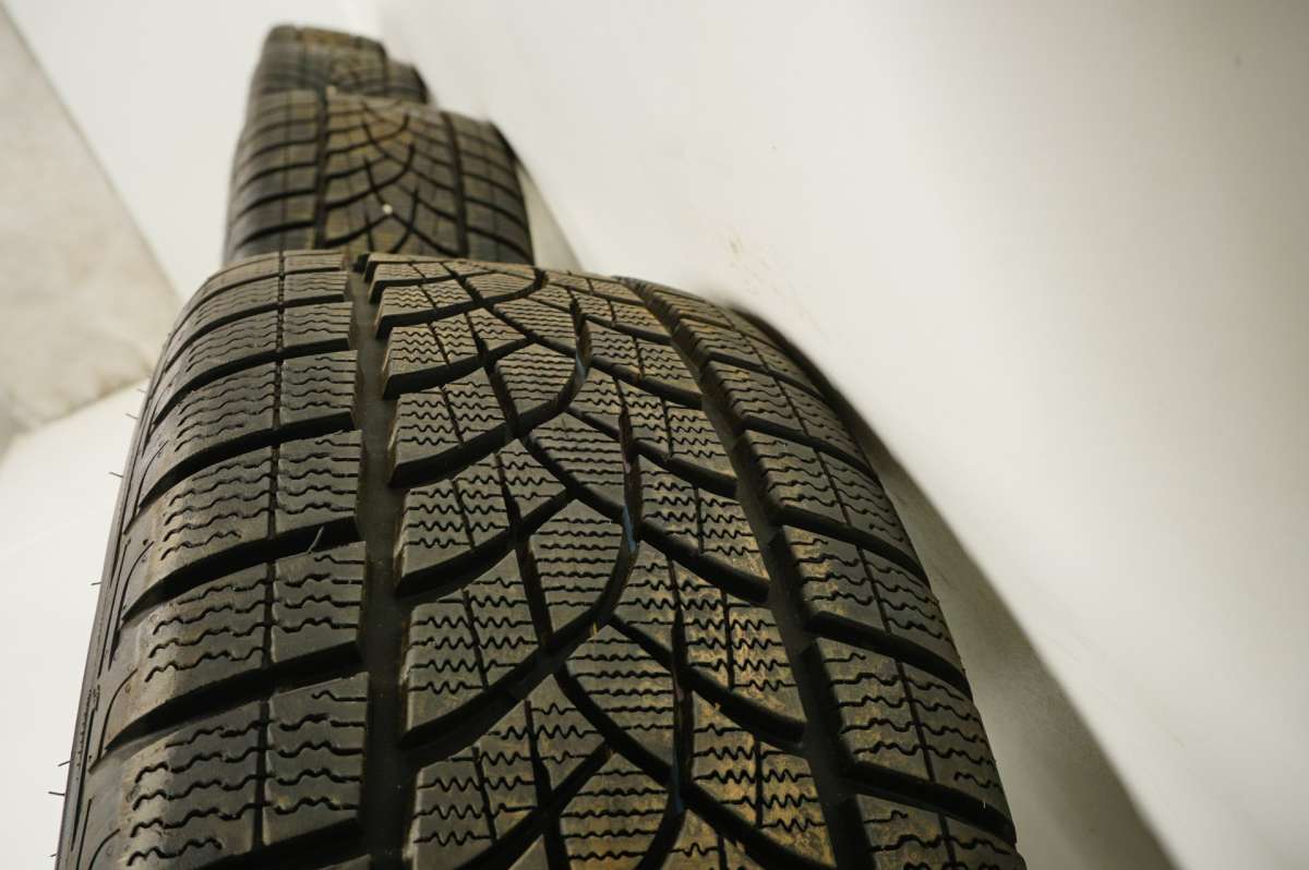 Audi Q3 83A F3 Winterreifen Winterräder 235 55 18 Zoll 8mm